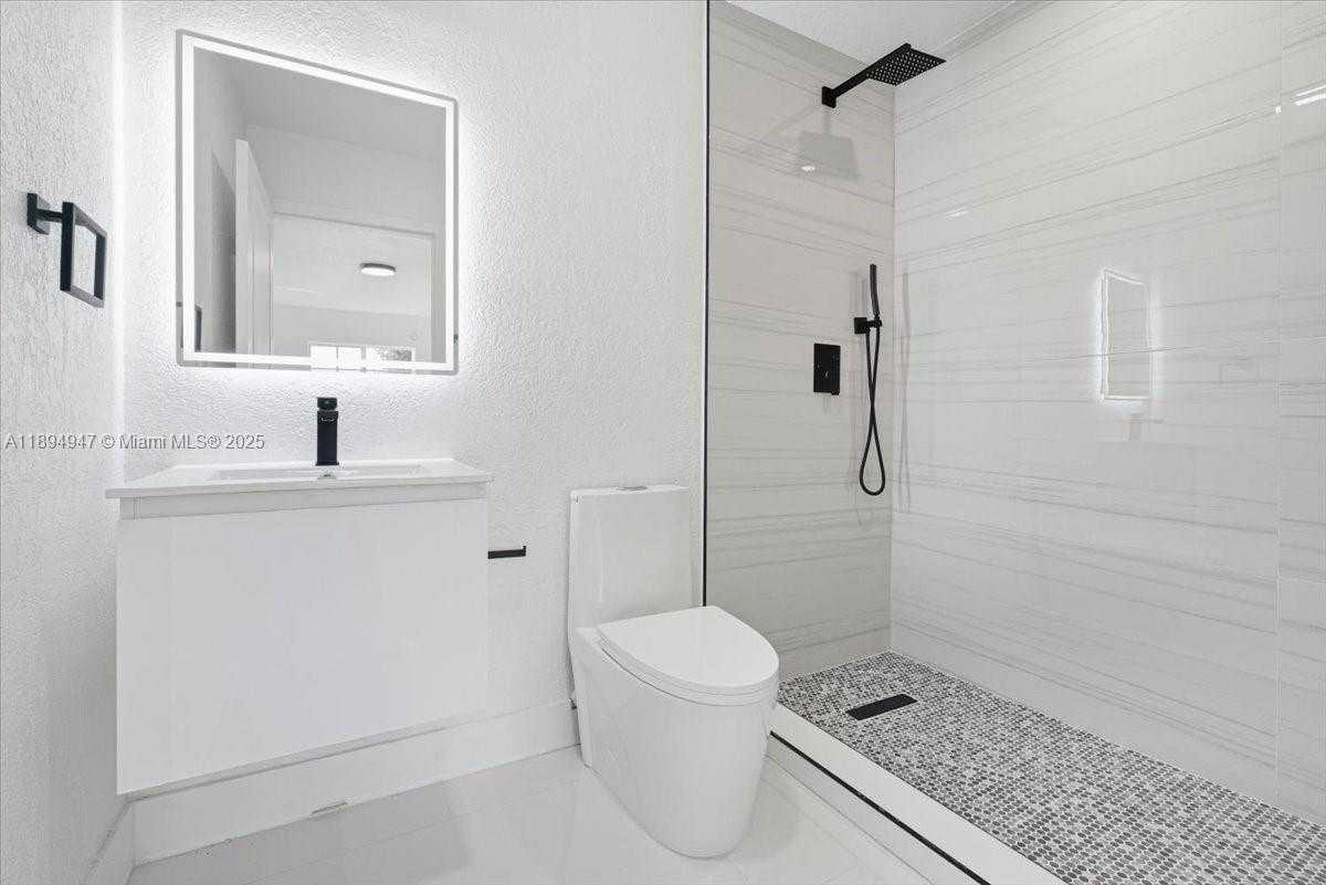 Small Image of 257 WEST 44TH ST, Hialeah Number 22