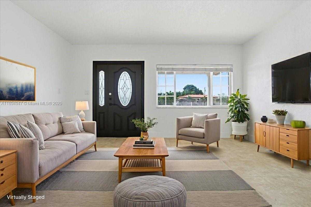 Small Image of 257 WEST 44TH ST, Hialeah Number 28