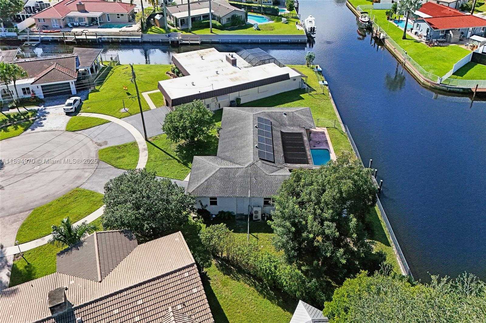 Small Image of 6091 SOUTH WEST 14TH ST, Plantation Number 11
