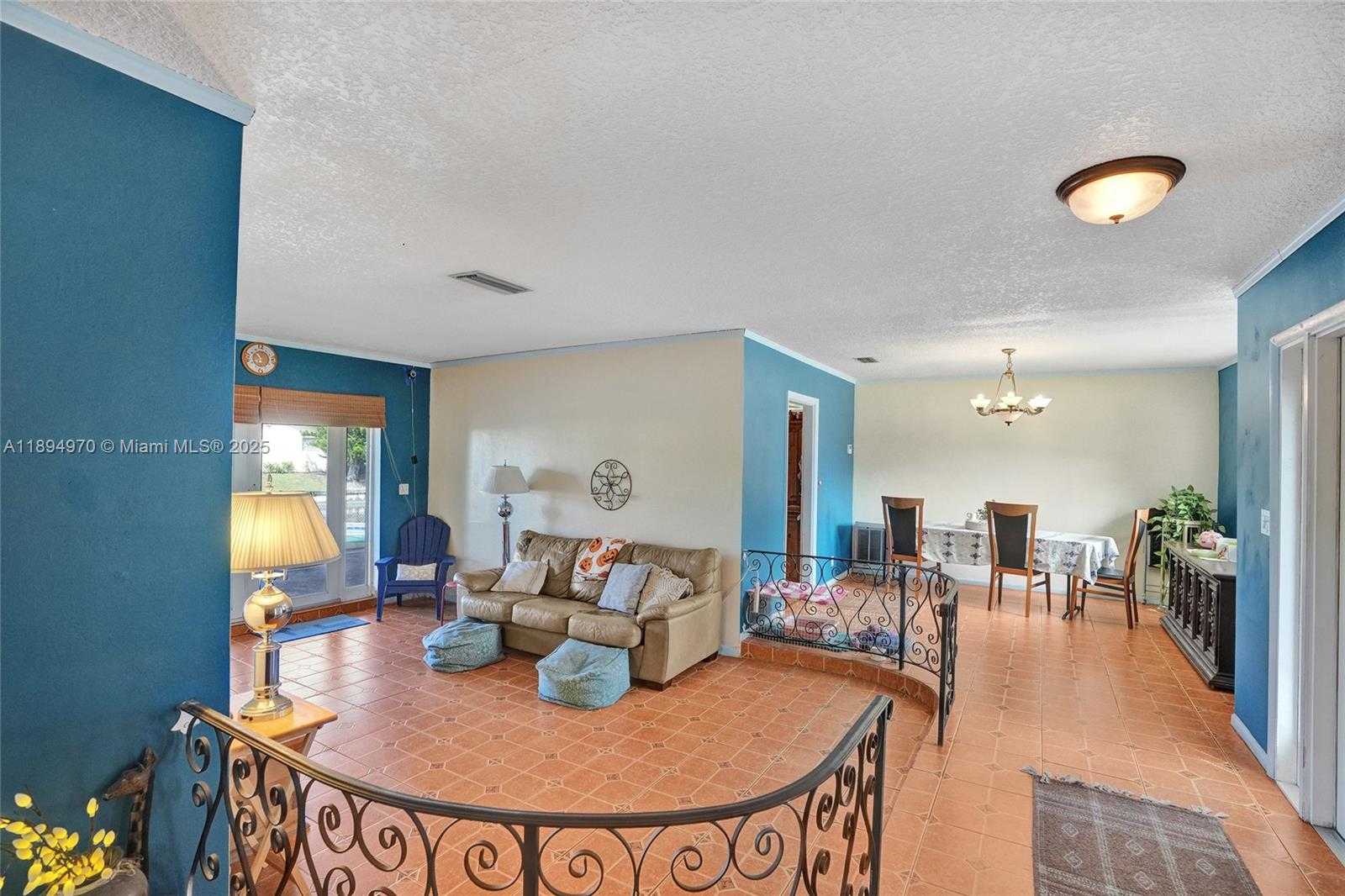 Small Image of 6091 SOUTH WEST 14TH ST, Plantation Number 20