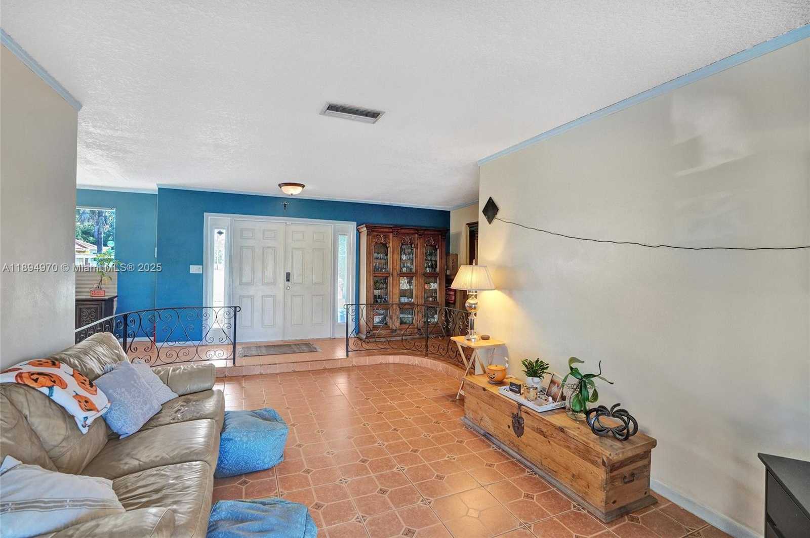 Small Image of 6091 SOUTH WEST 14TH ST, Plantation Number 25