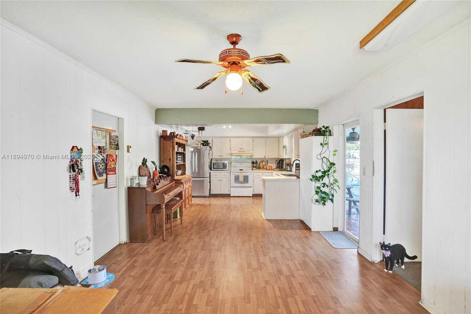Small Image of 6091 SOUTH WEST 14TH ST, Plantation Number 29