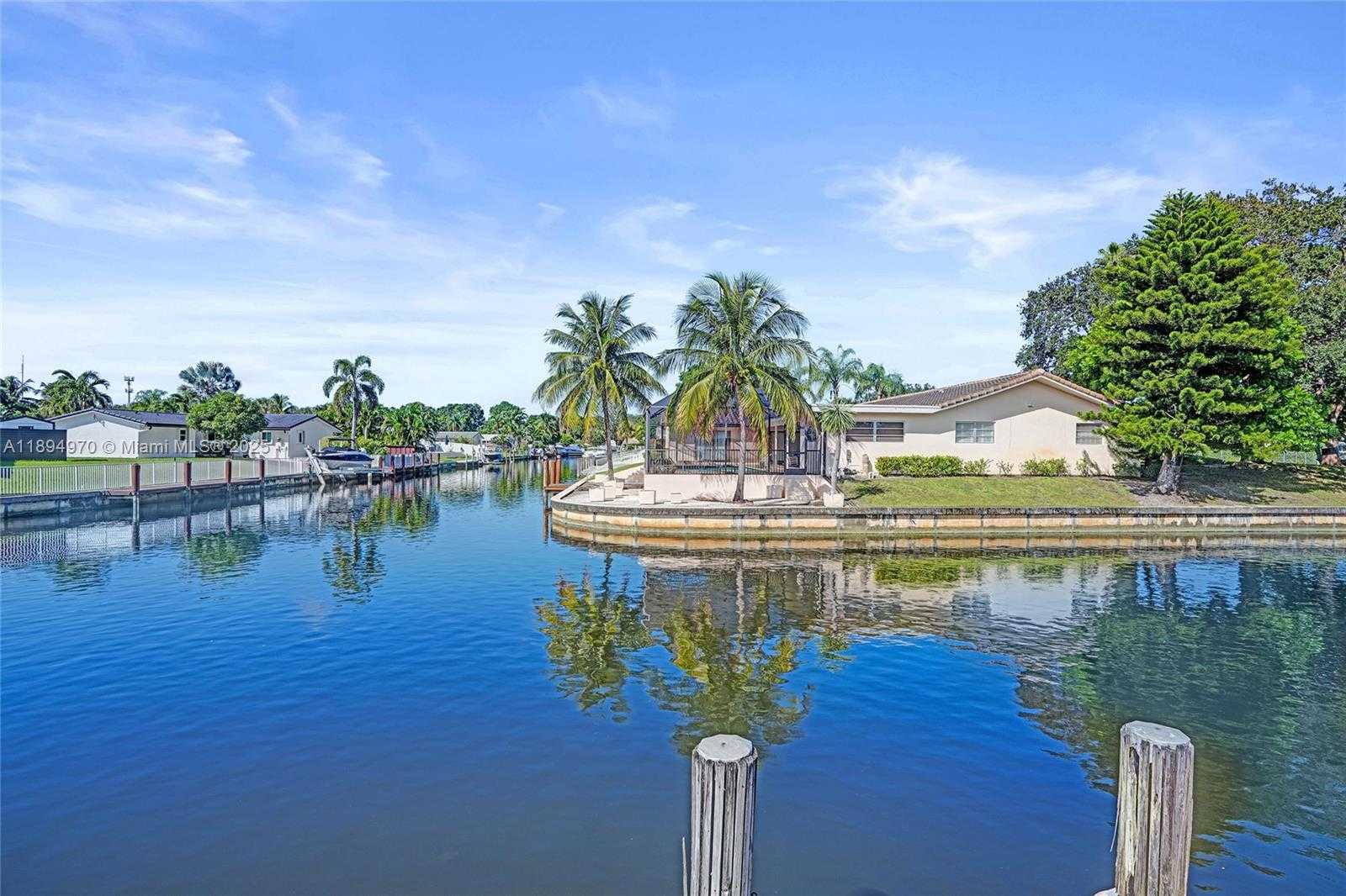 Small Image of 6091 SOUTH WEST 14TH ST, Plantation Number 60