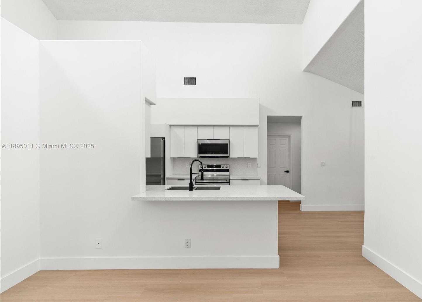 Small Image of 20211 NORTH WEST 10TH ST, Pembroke Pines Number 14
