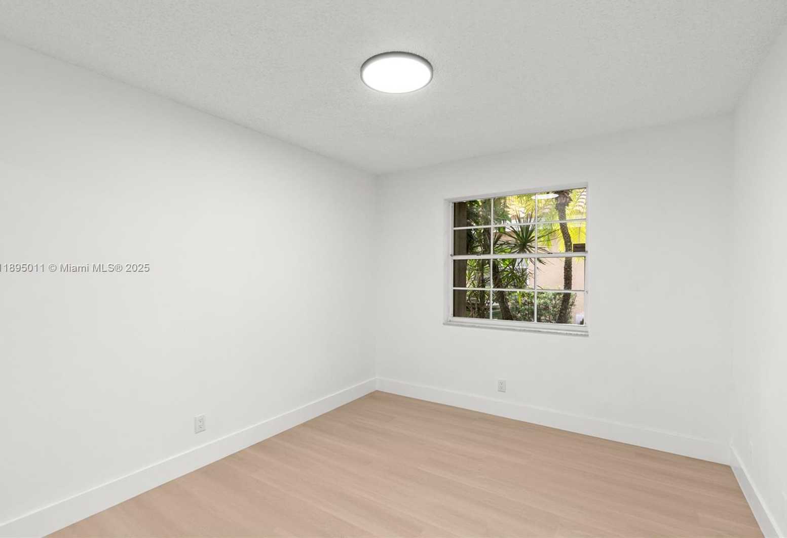 Small Image of 20211 NORTH WEST 10TH ST, Pembroke Pines Number 32