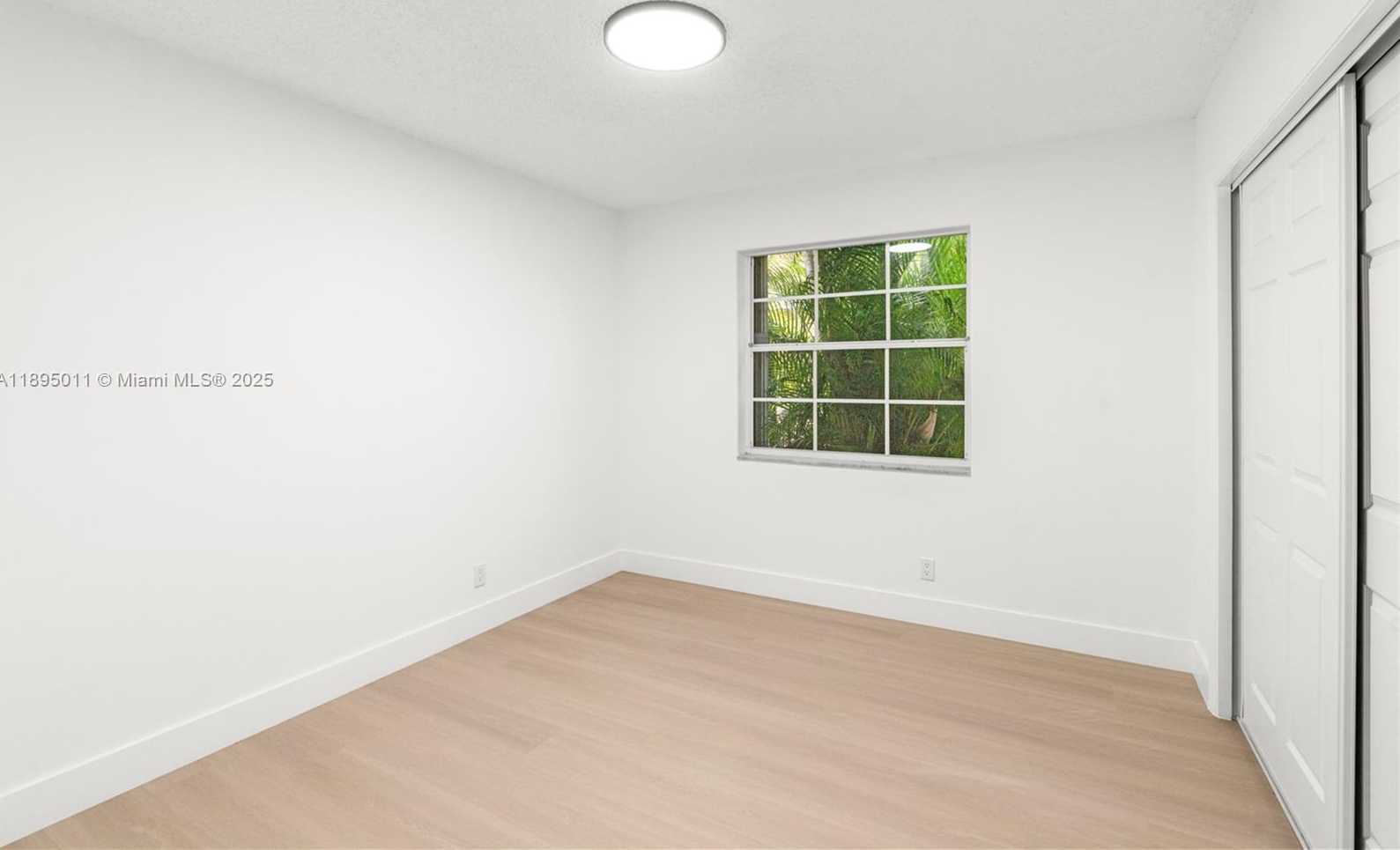 Small Image of 20211 NORTH WEST 10TH ST, Pembroke Pines Number 34