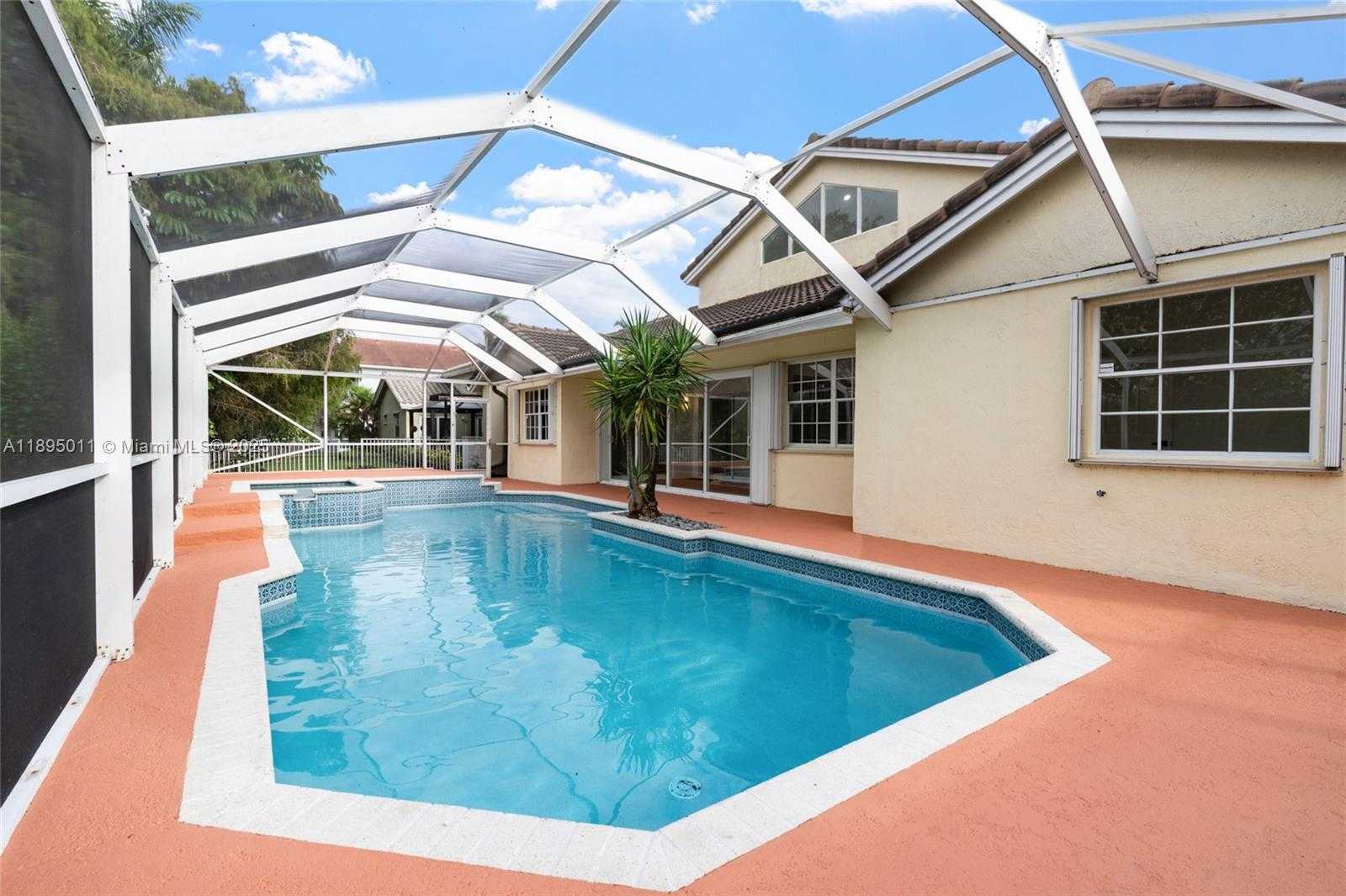 Small Image of 20211 NORTH WEST 10TH ST, Pembroke Pines Number 49