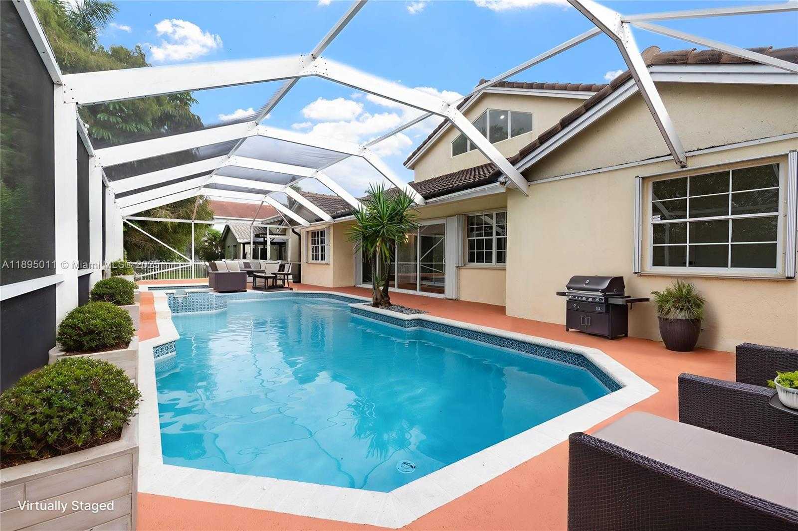 Small Image of 20211 NORTH WEST 10TH ST, Pembroke Pines Number 50