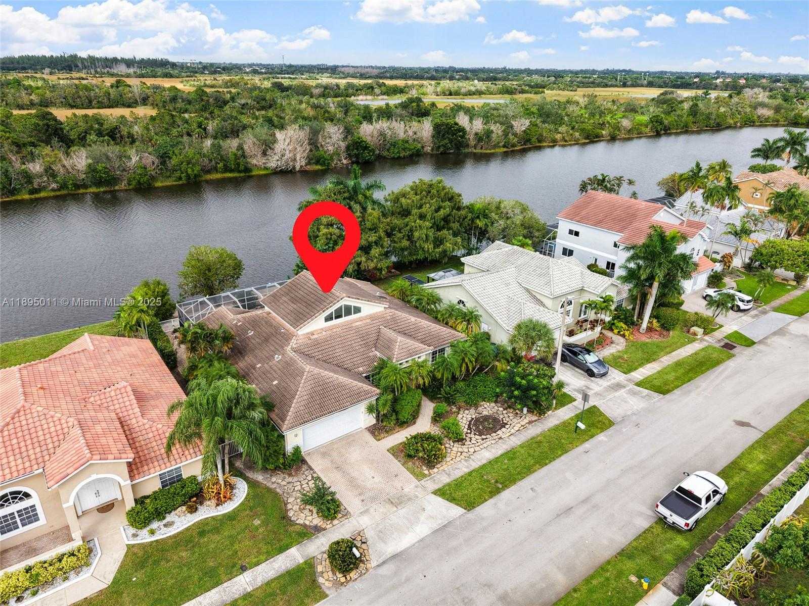 Small Image of 20211 NORTH WEST 10TH ST, Pembroke Pines Number 55