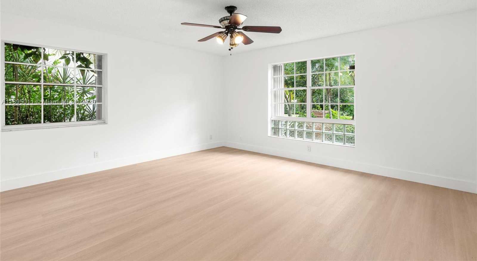 Small Image of 20211 NORTH WEST 10TH ST, Pembroke Pines Number 6