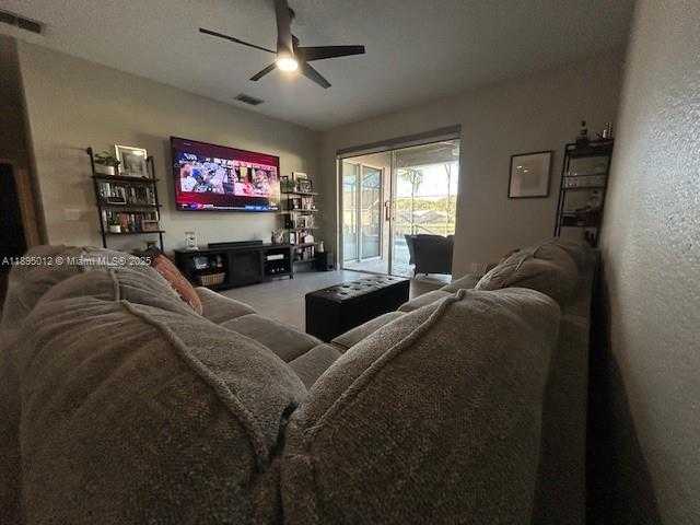 Small Image of 12945 ENTRADA DRIVE, Orlando Number 31