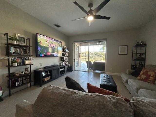 Small Image of 12945 ENTRADA DRIVE, Orlando Number 32