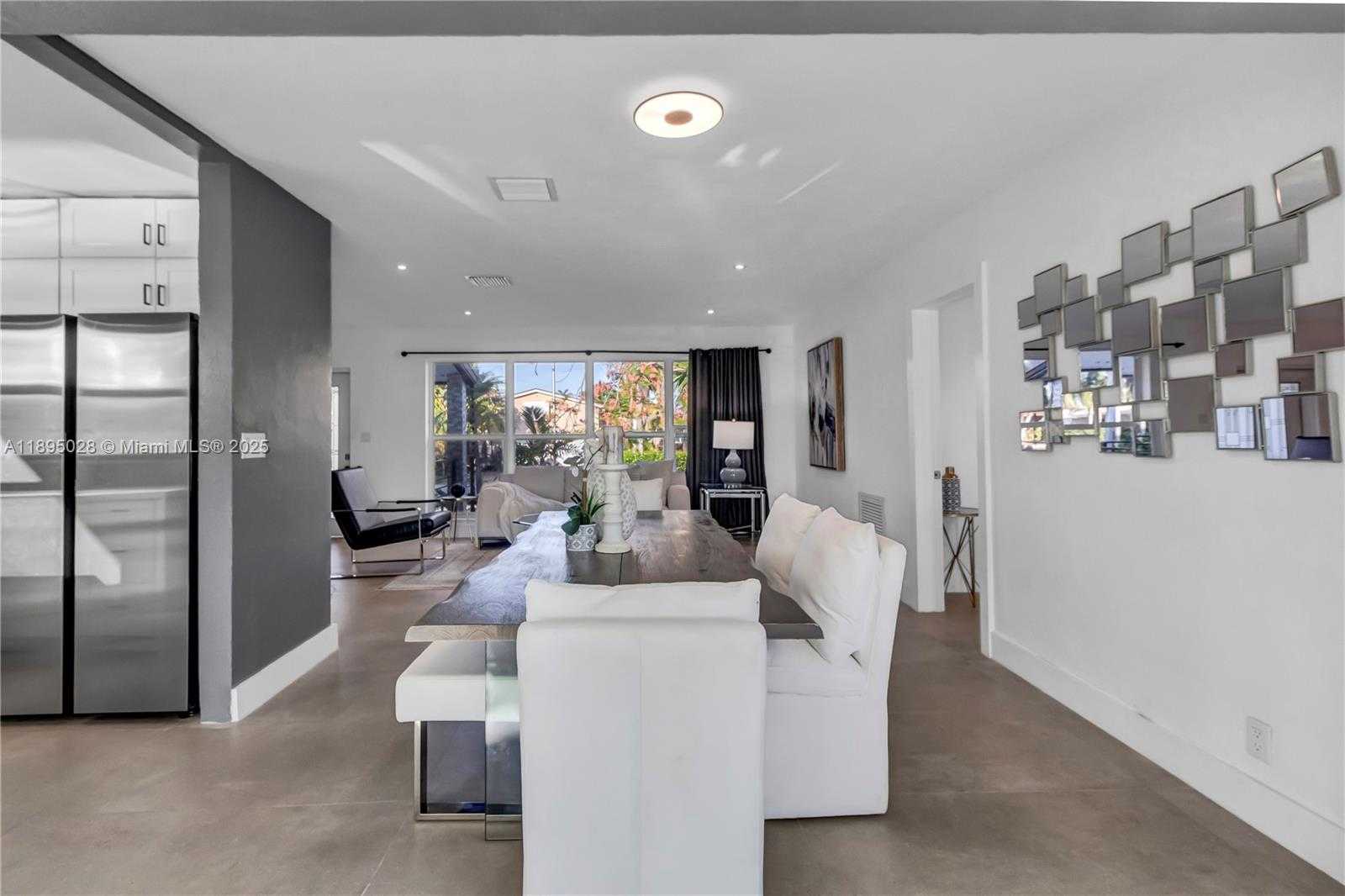 Small Image of 2141 NORTH EAST 18TH AVE, Wilton Manors Number 16