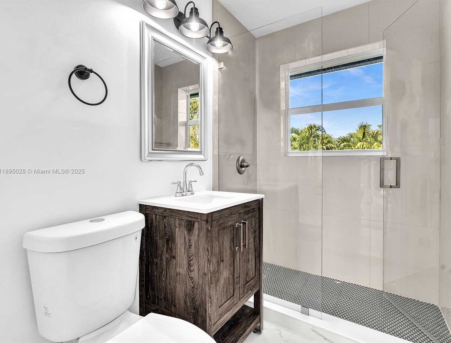 Small Image of 2141 NORTH EAST 18TH AVE, Wilton Manors Number 24