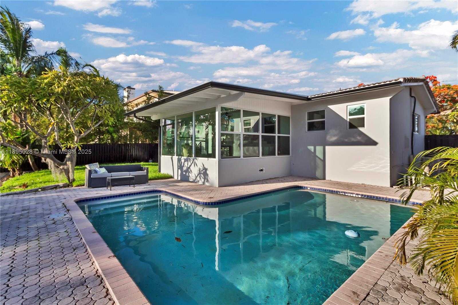 Small Image of 2141 NORTH EAST 18TH AVE, Wilton Manors Number 28