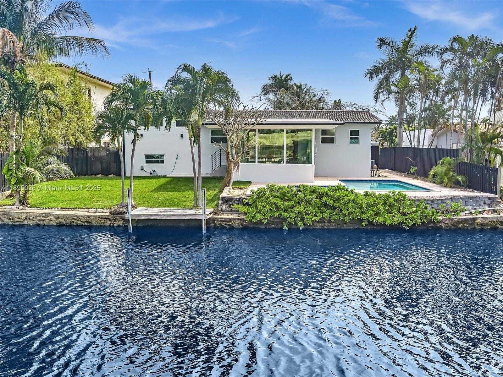 Small Image of 2141 NORTH EAST 18TH AVE, Wilton Manors Number 55