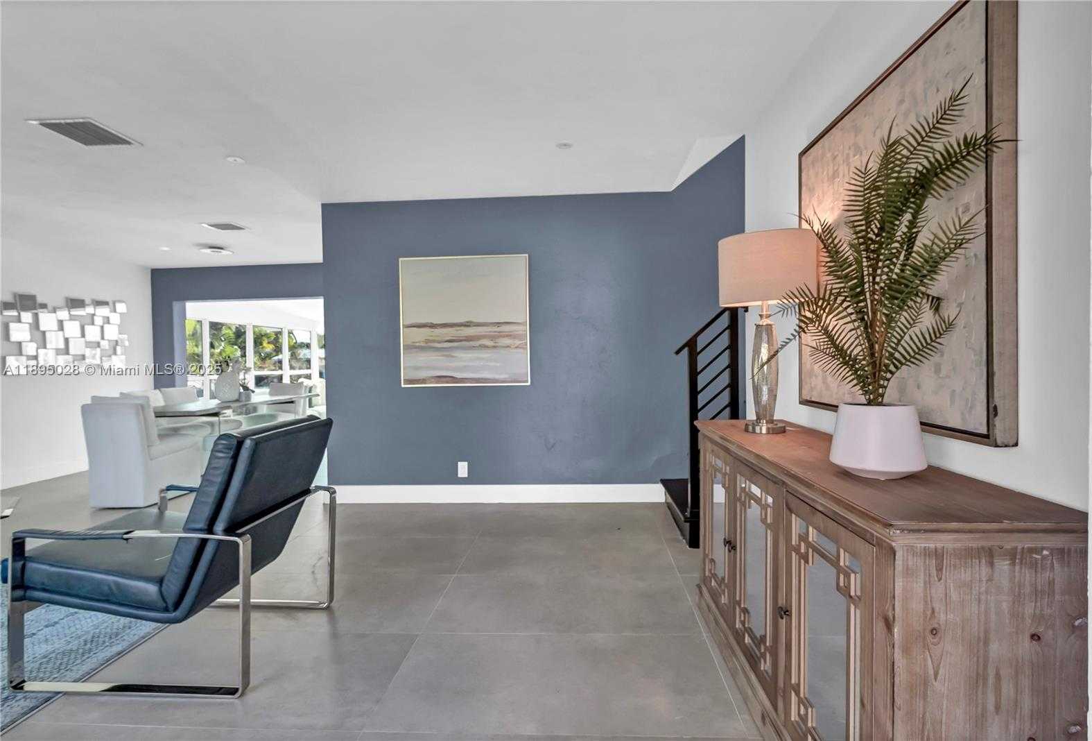 Small Image of 2141 NORTH EAST 18TH AVE, Wilton Manors Number 6