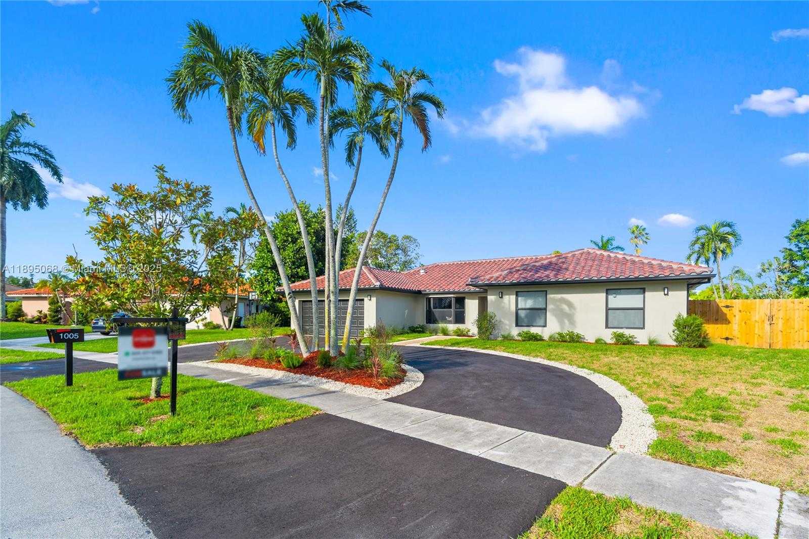 Small Image of 1005 NORTH WEST 99TH AVE, Plantation Number 2