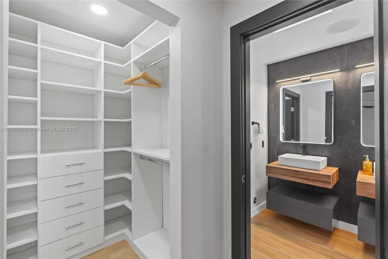 Small Image of 1005 NORTH WEST 99TH AVE, Plantation Number 23