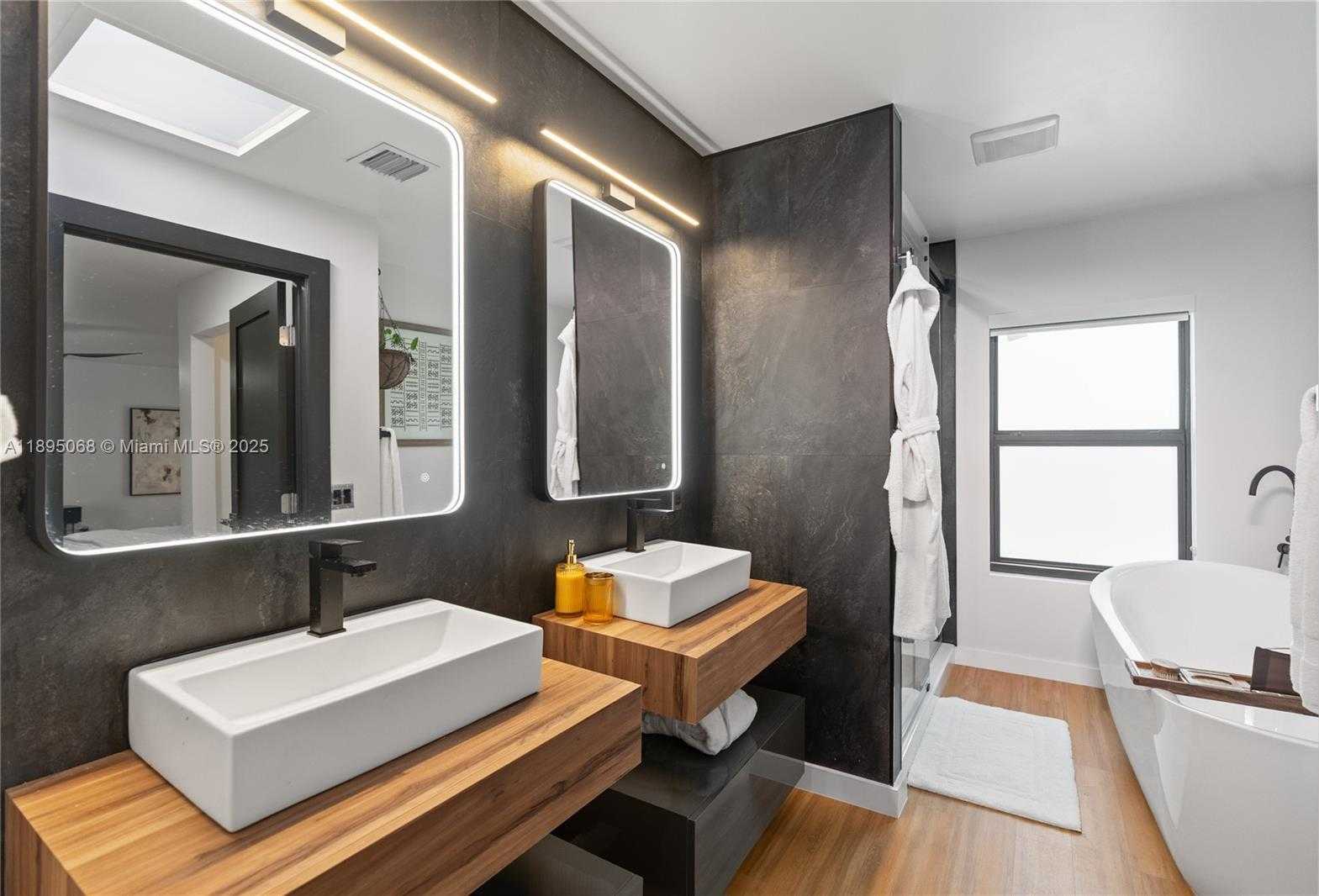 Small Image of 1005 NORTH WEST 99TH AVE, Plantation Number 25