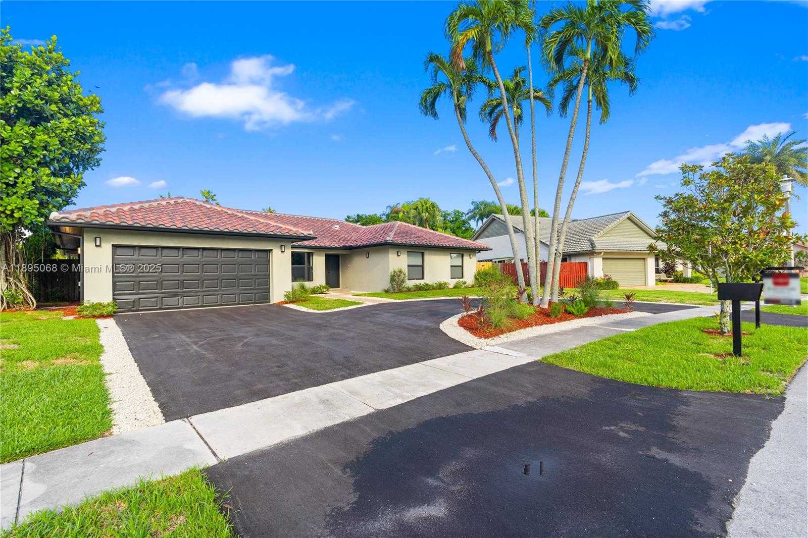 Small Image of 1005 NORTH WEST 99TH AVE, Plantation Number 3