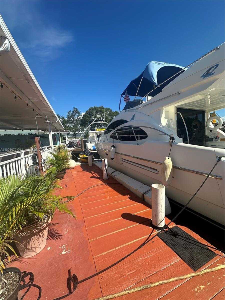 Small Image of North Miami Number 6
