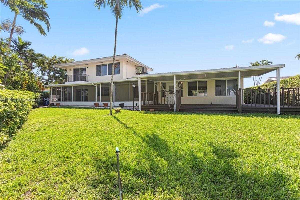 Small Image of 1961 NORTH EAST 188TH ST, Miami Number 49