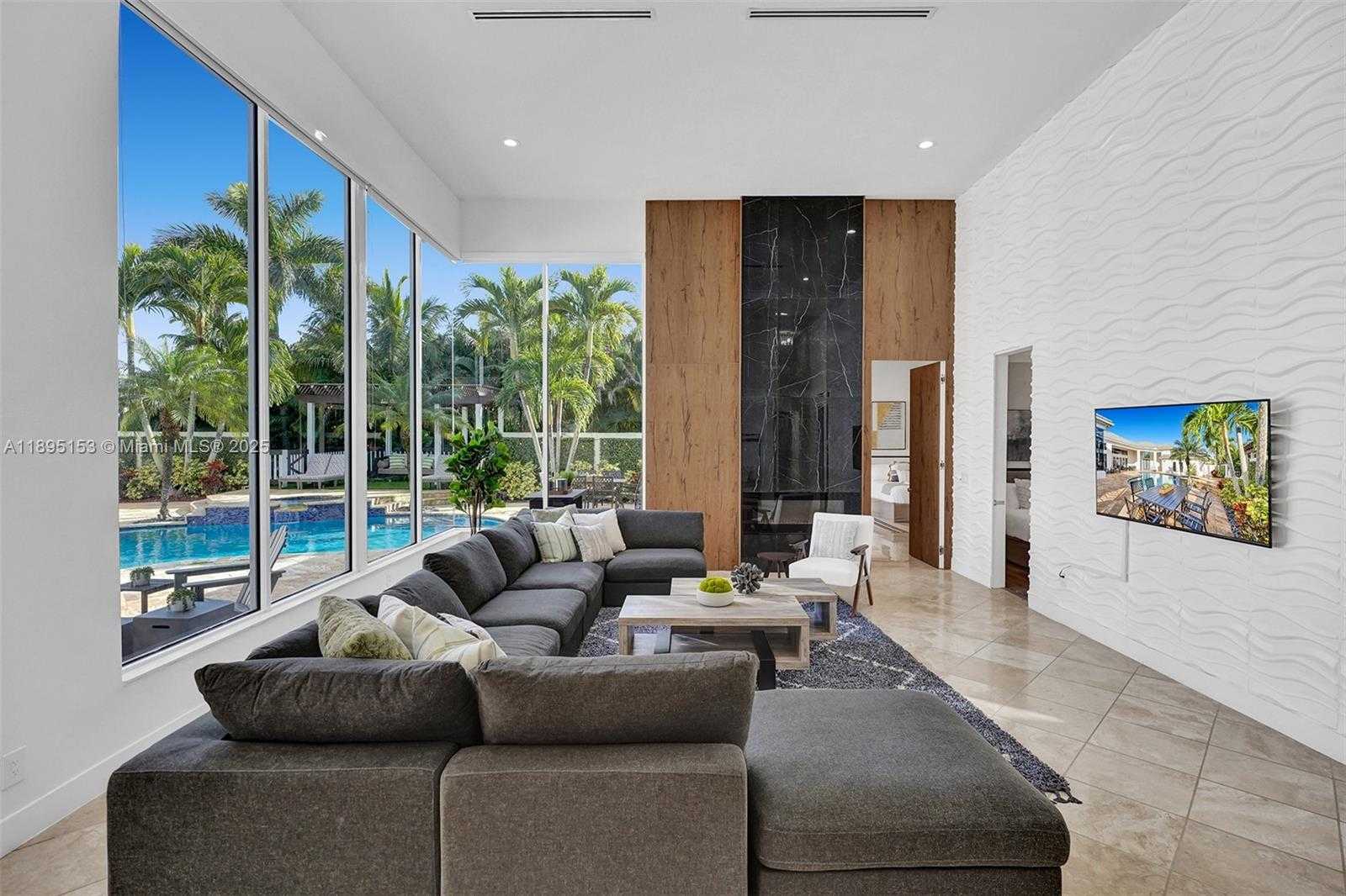 Small Image of 11400 NORTH WEST 7TH ST, Plantation Number 38