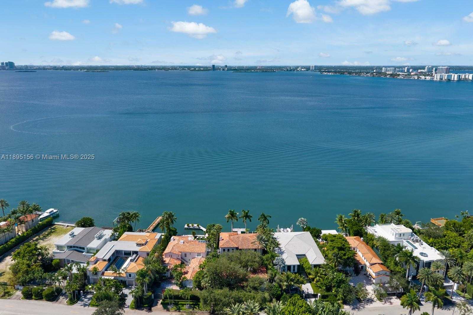 Small Image of 5300 NORTH BAY RD, Miami Beach Number 53