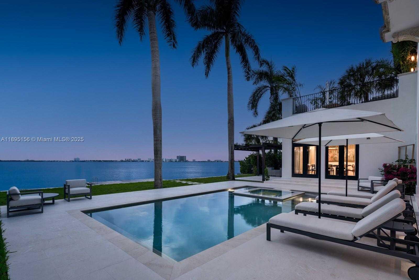 Small Image of 5300 NORTH BAY RD, Miami Beach Number 61