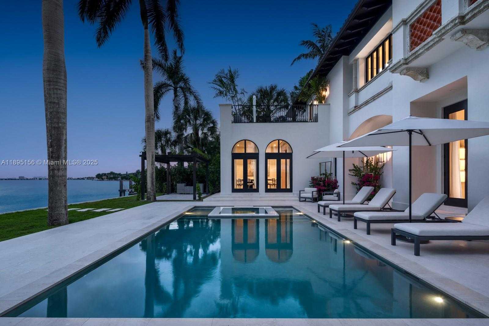 Small Image of 5300 NORTH BAY RD, Miami Beach Number 62