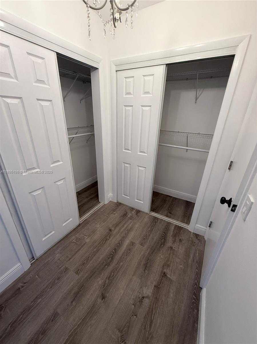 Small Image of 7321 ALLEN DR, Hollywood Number 10