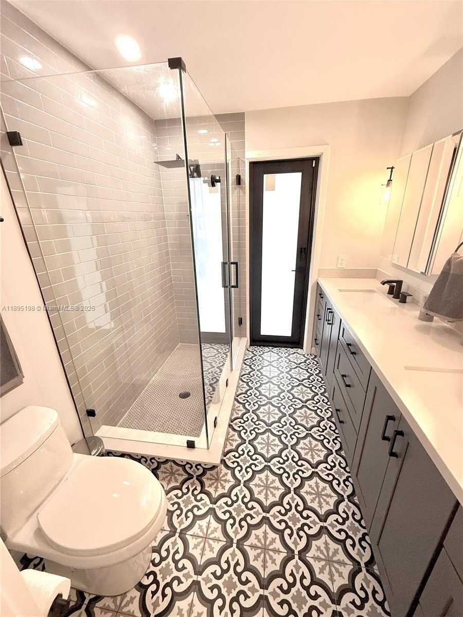 Small Image of 7321 ALLEN DR, Hollywood Number 11