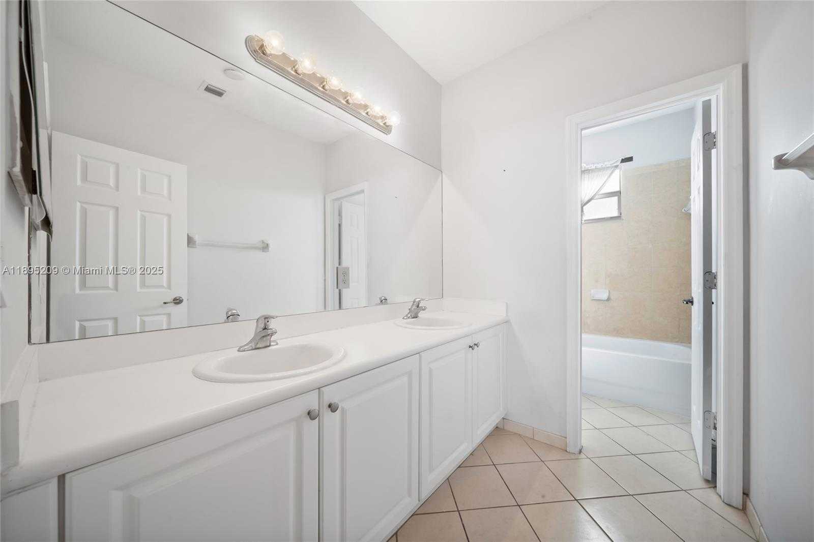 Small Image of 3641 NORTH EAST 4TH ST, Homestead Number 15