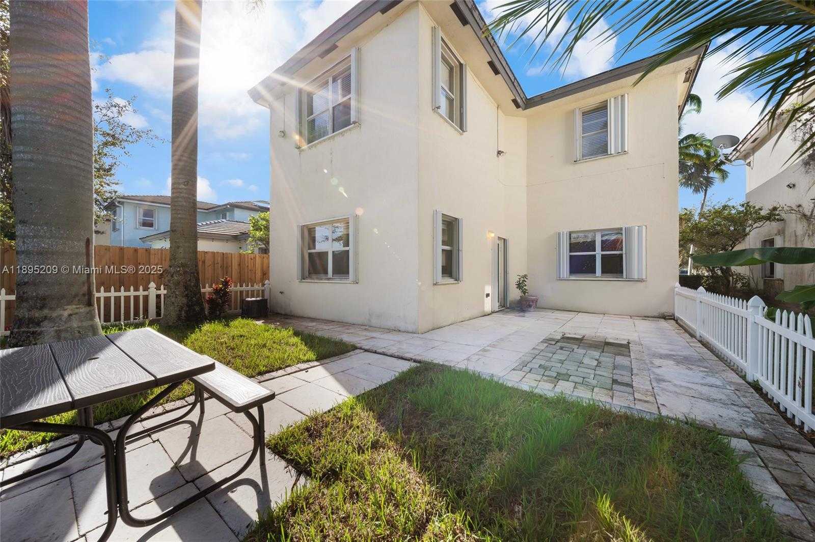 Small Image of 3641 NORTH EAST 4TH ST, Homestead Number 24