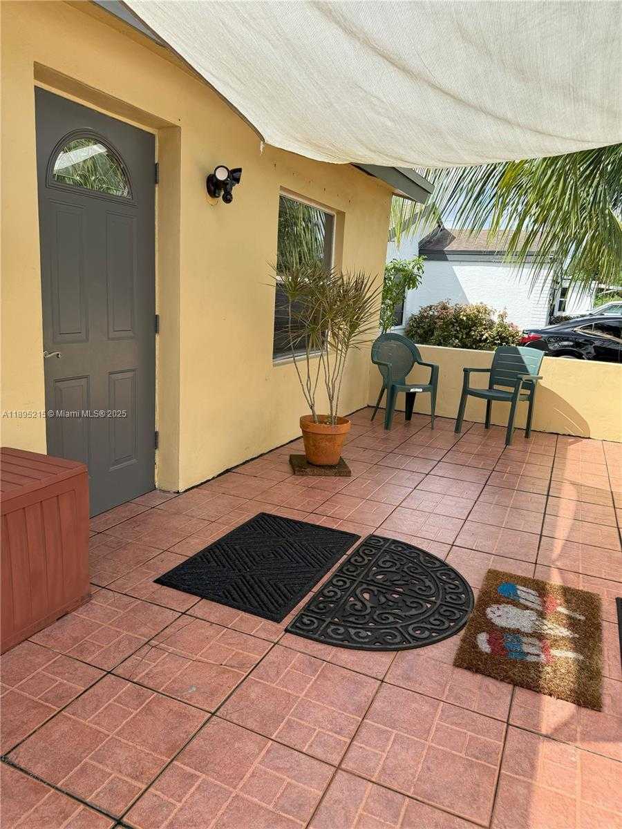 Small Image of 2808 RODMAN ST, Hollywood Number 17