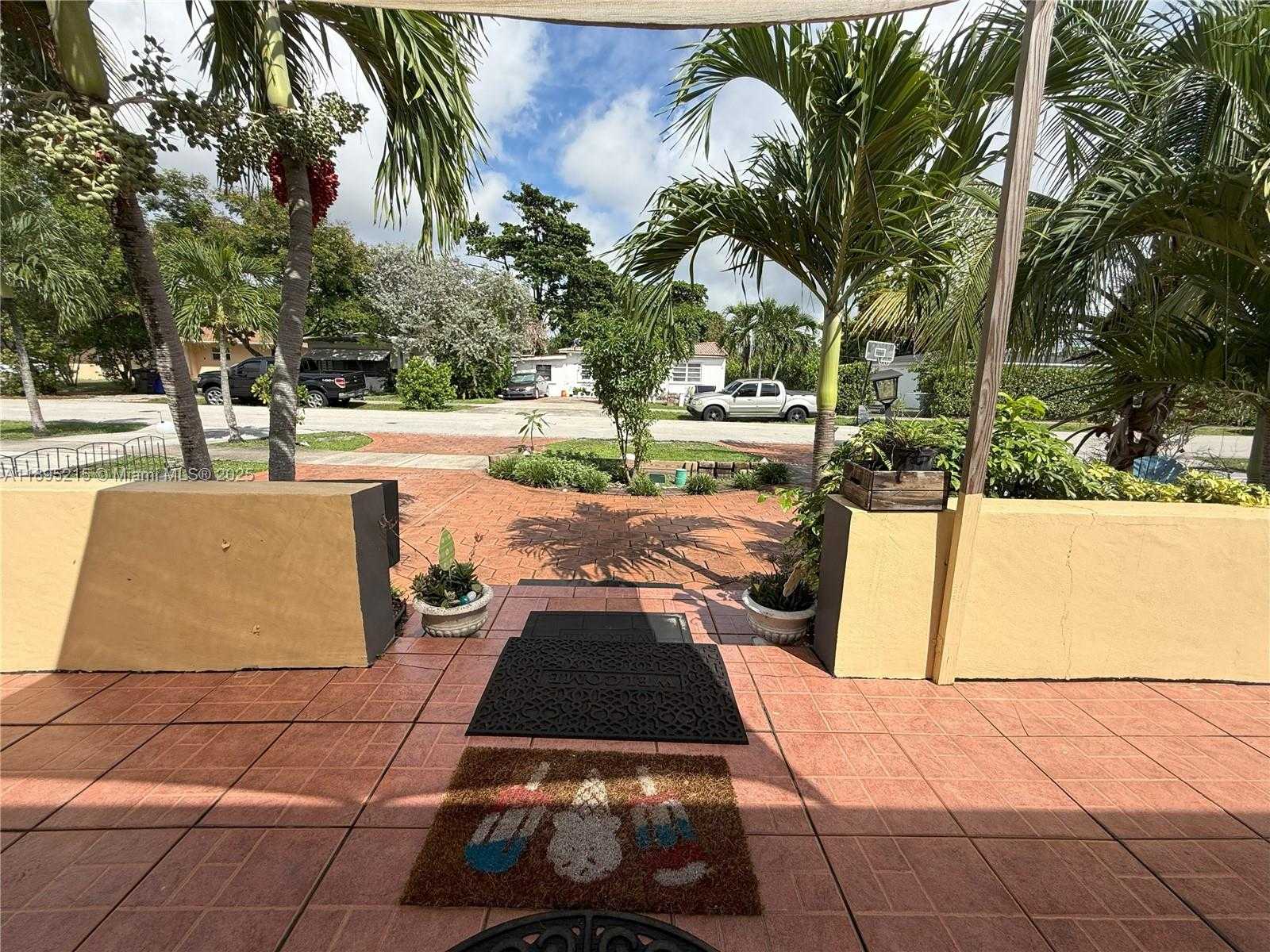 Small Image of 2808 RODMAN ST, Hollywood Number 18
