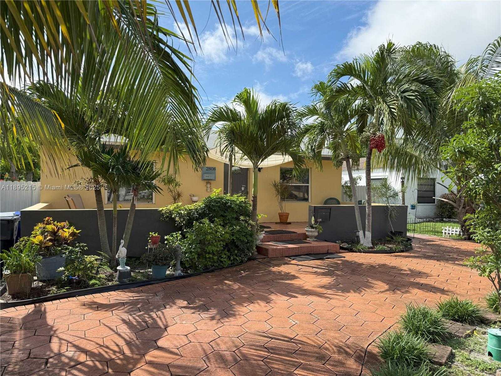 Small Image of 2808 RODMAN ST, Hollywood Number 19
