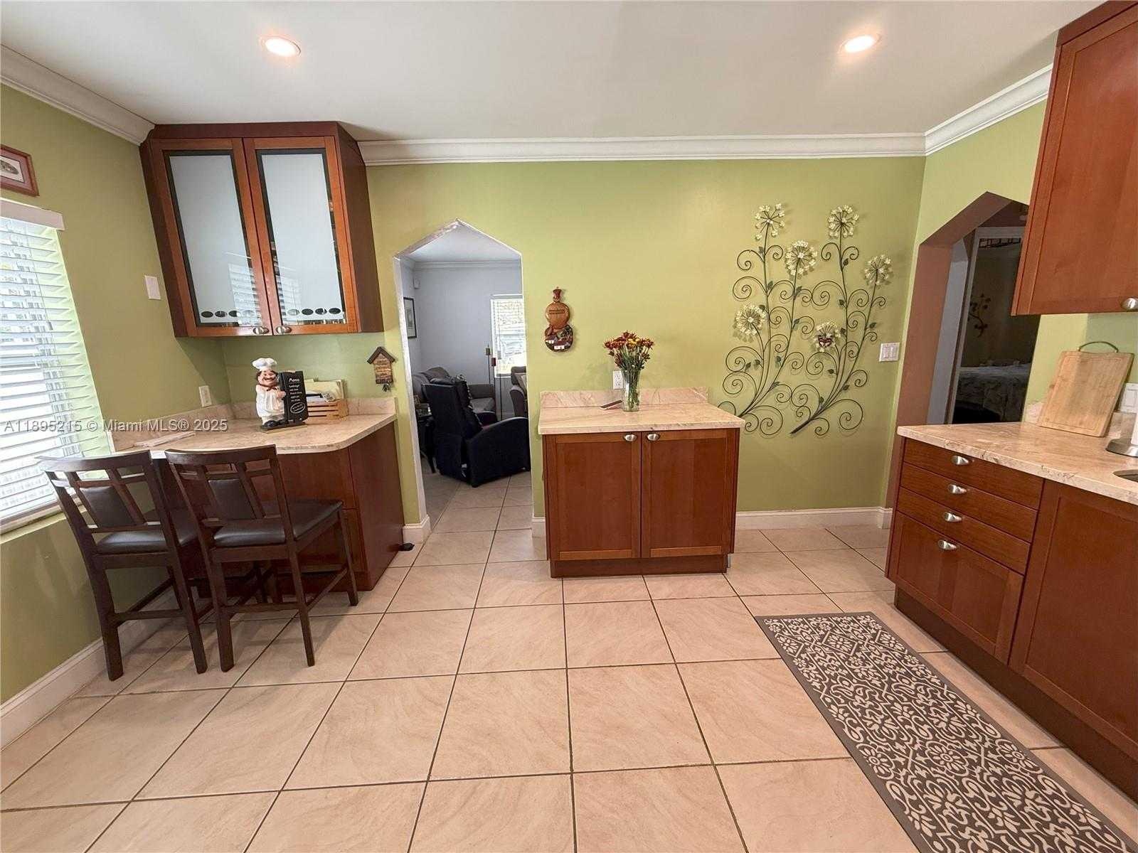Small Image of 2808 RODMAN ST, Hollywood Number 5