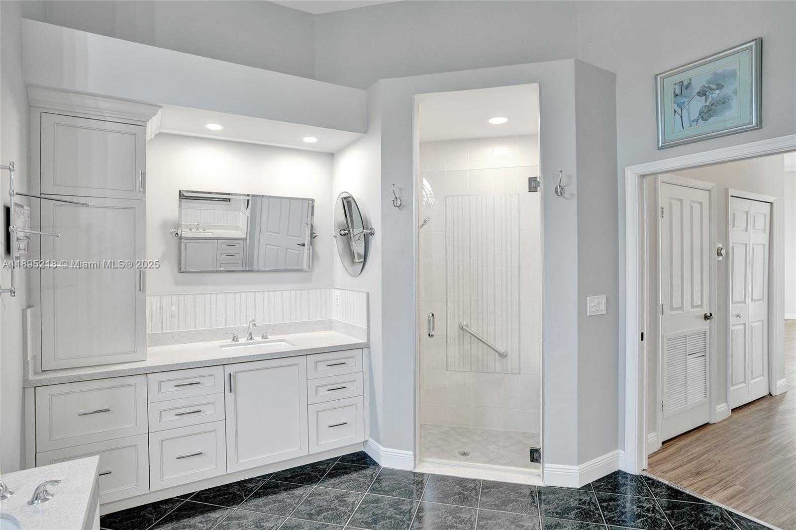 Small Image of 2715 EDGEWATER CT, Weston Number 28