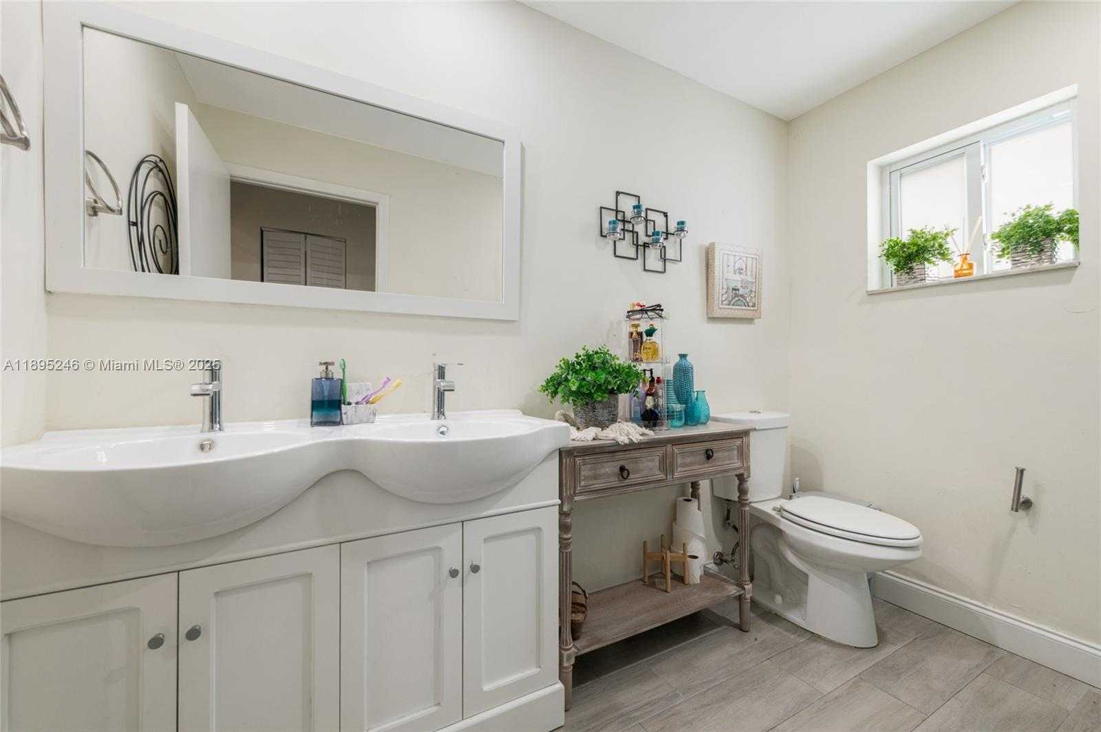 Small Image of 13391 SOUTH WEST 262ND ST, Homestead Number 17