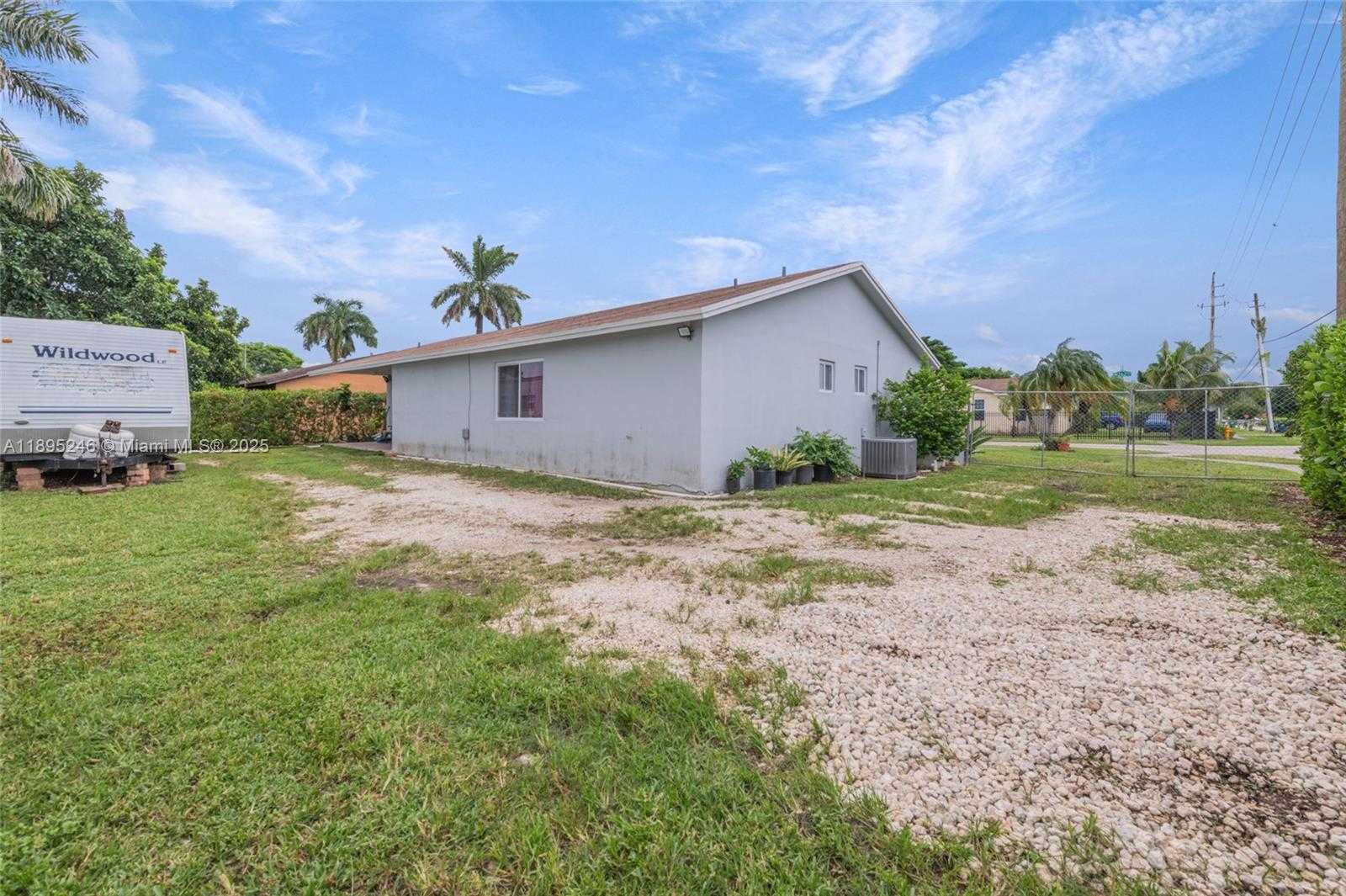 Small Image of 13391 SOUTH WEST 262ND ST, Homestead Number 20