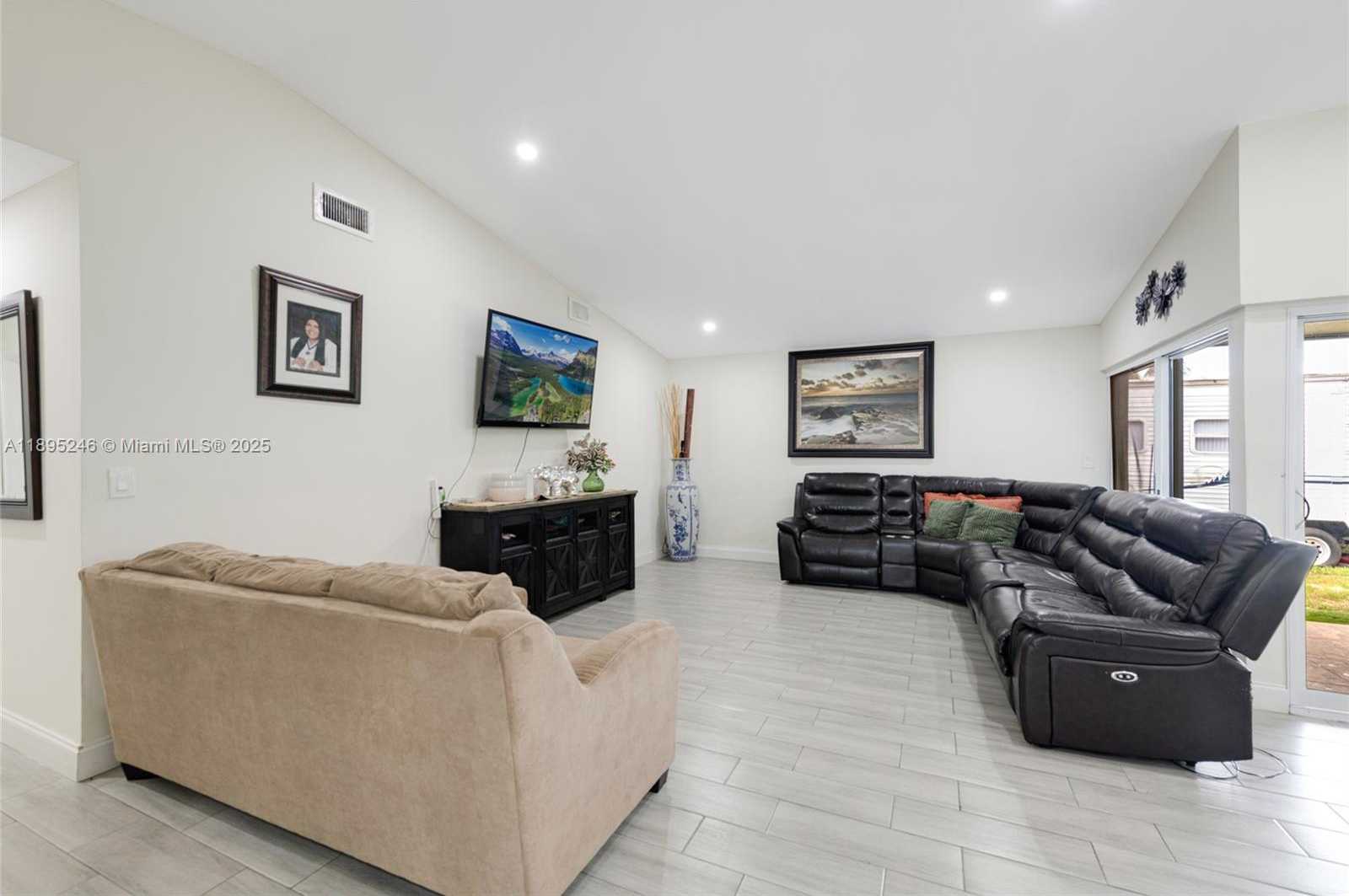 Small Image of 13391 SOUTH WEST 262ND ST, Homestead Number 6