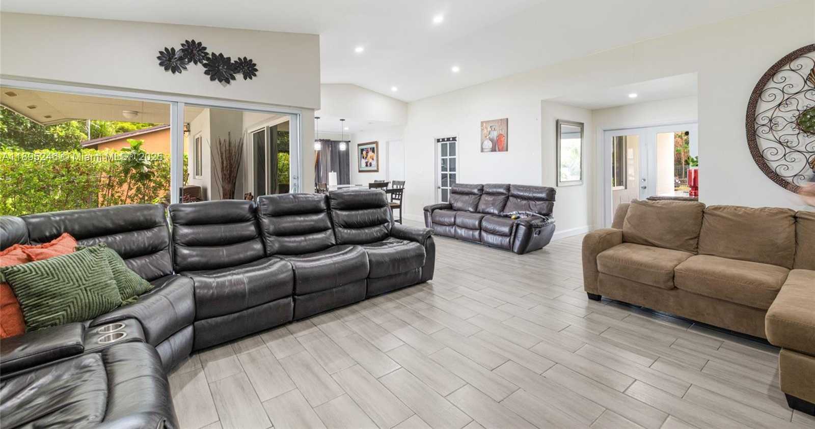 Small Image of 13391 SOUTH WEST 262ND ST, Homestead Number 7