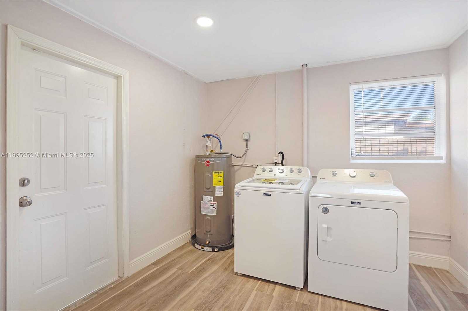 Small Image of Fort Lauderdale Number 11