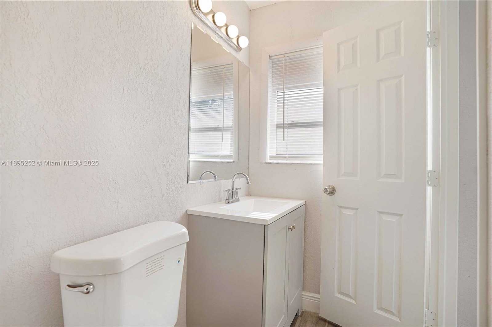 Small Image of Fort Lauderdale Number 20