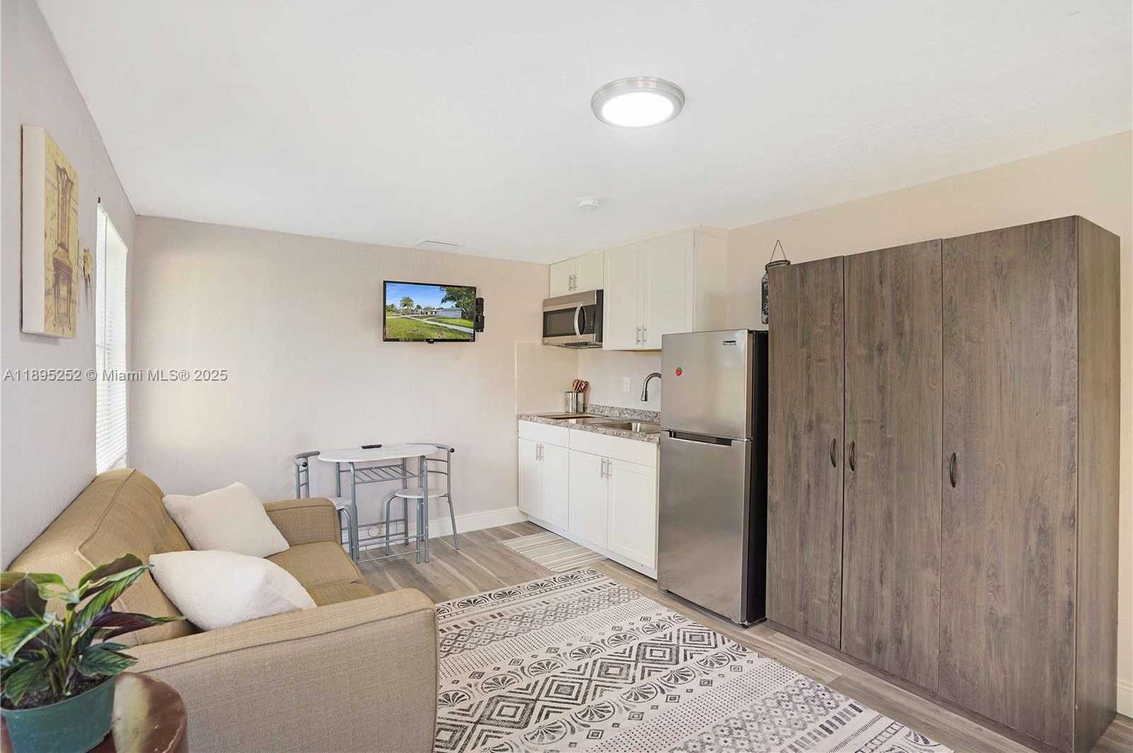 Small Image of Fort Lauderdale Number 22