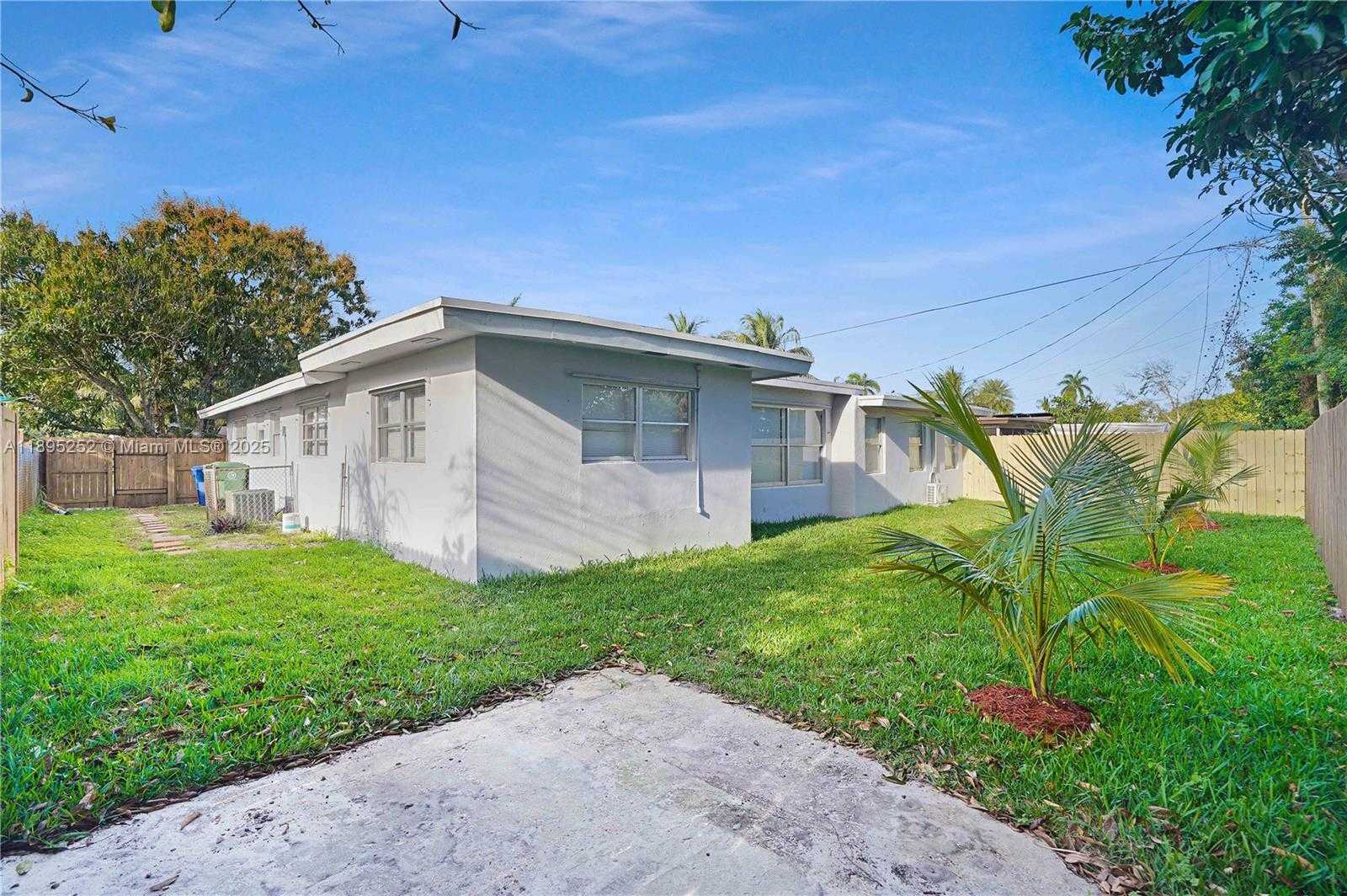 Small Image of Fort Lauderdale Number 32