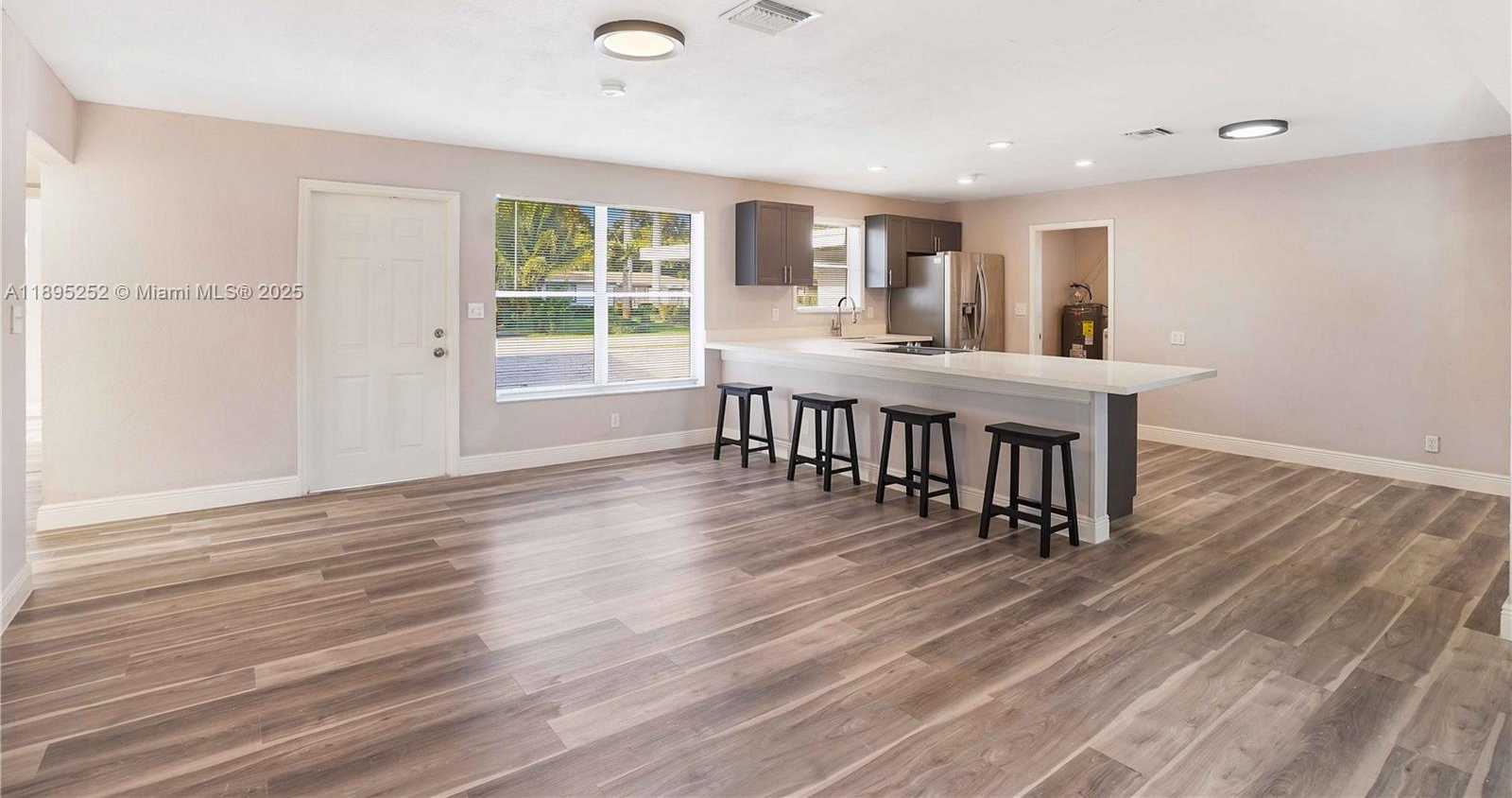 Small Image of Fort Lauderdale Number 6