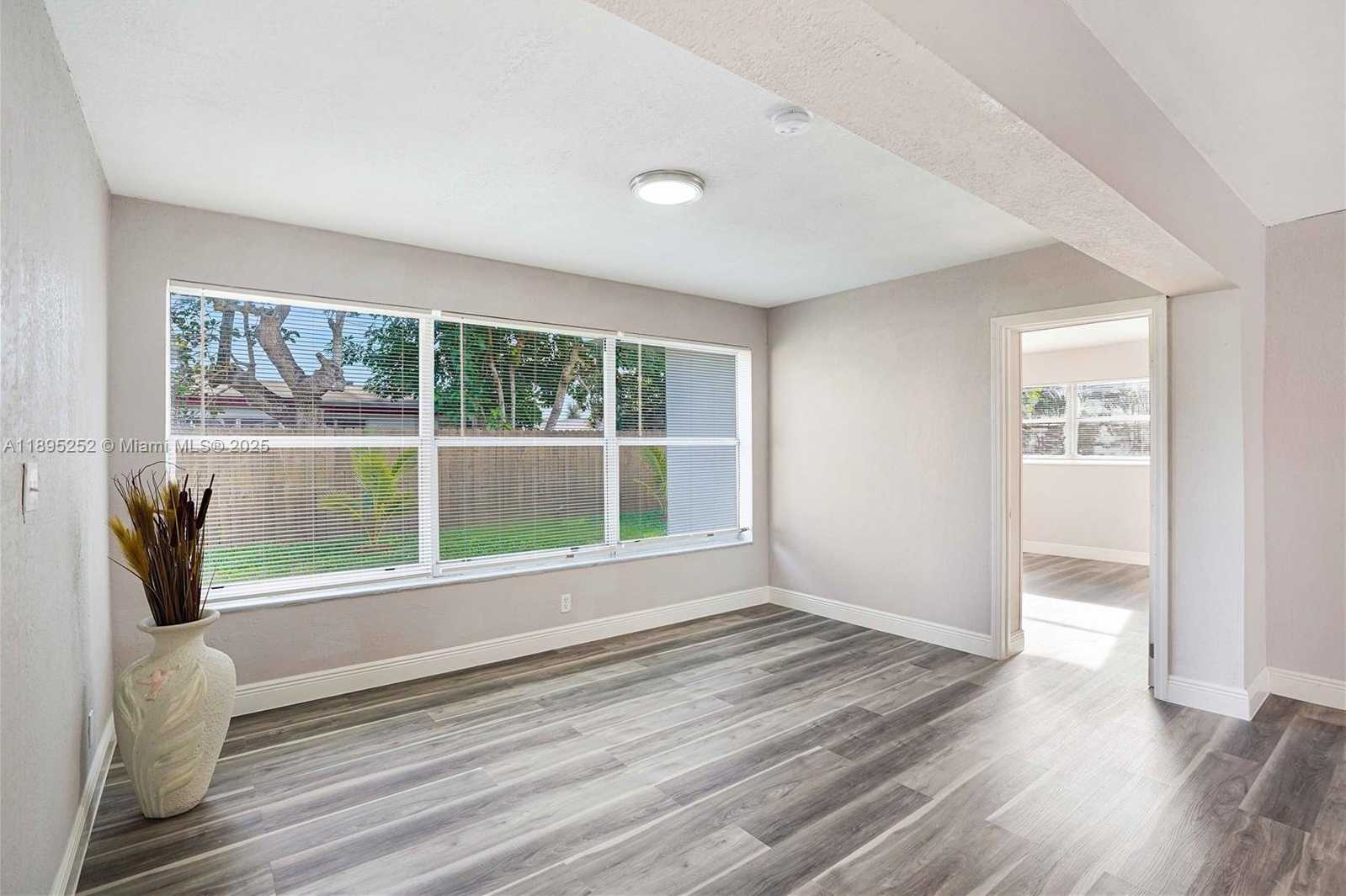 Small Image of Fort Lauderdale Number 8